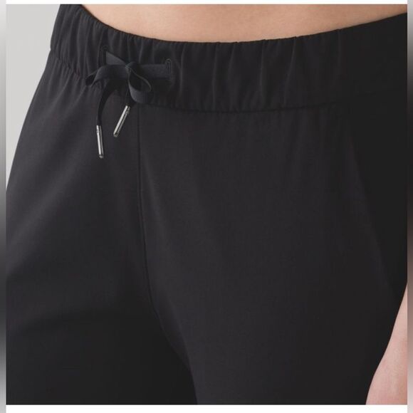 Lululemon On The Fly Pant *28" - Black size 4 - Picture 2 of 12